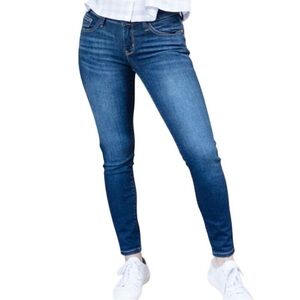 Judy Blue Blue Wash Skinny Jeans Size 11/30 Comfy Everyday Stretch Fit